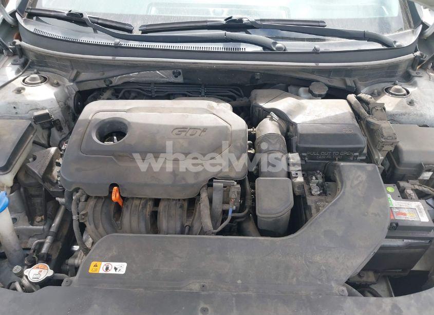 Photo 10 of 2016 Hyundai Sonata SE (VIN 5NPE24AF9GH349200)