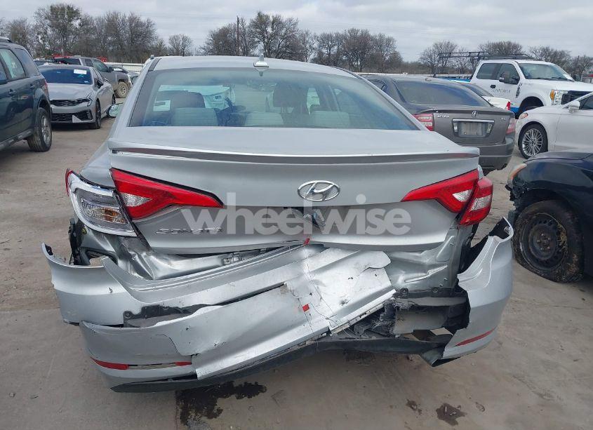 Photo 16 of 2016 Hyundai Sonata SE (VIN 5NPE24AF9GH349200)