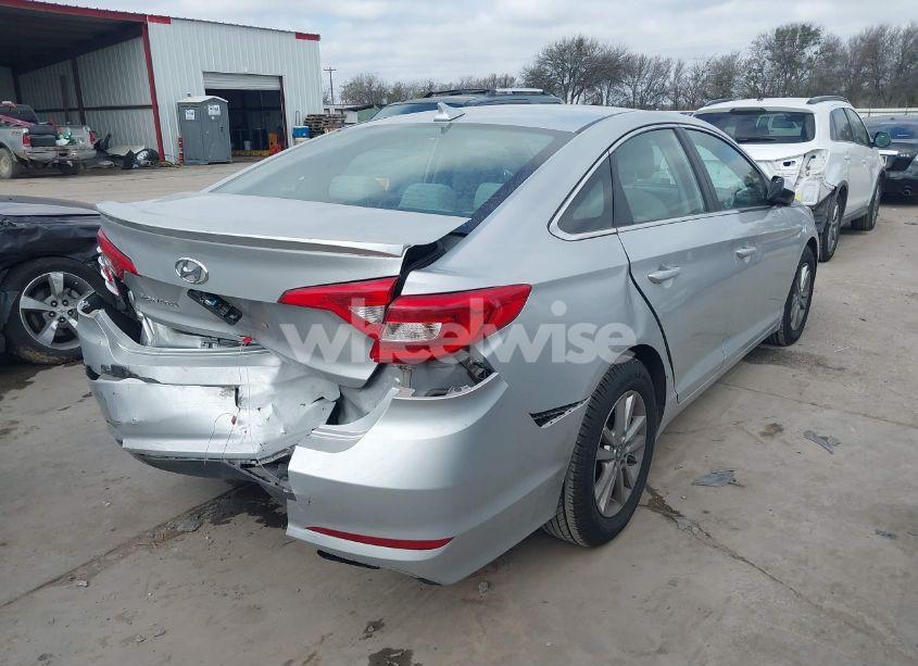 Photo 4 of 2016 Hyundai Sonata SE (VIN 5NPE24AF9GH349200)