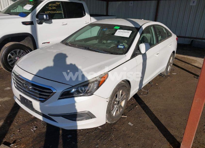 Photo 2 of 2016 Hyundai Sonata (VIN 5NPE24AF9GH349844)