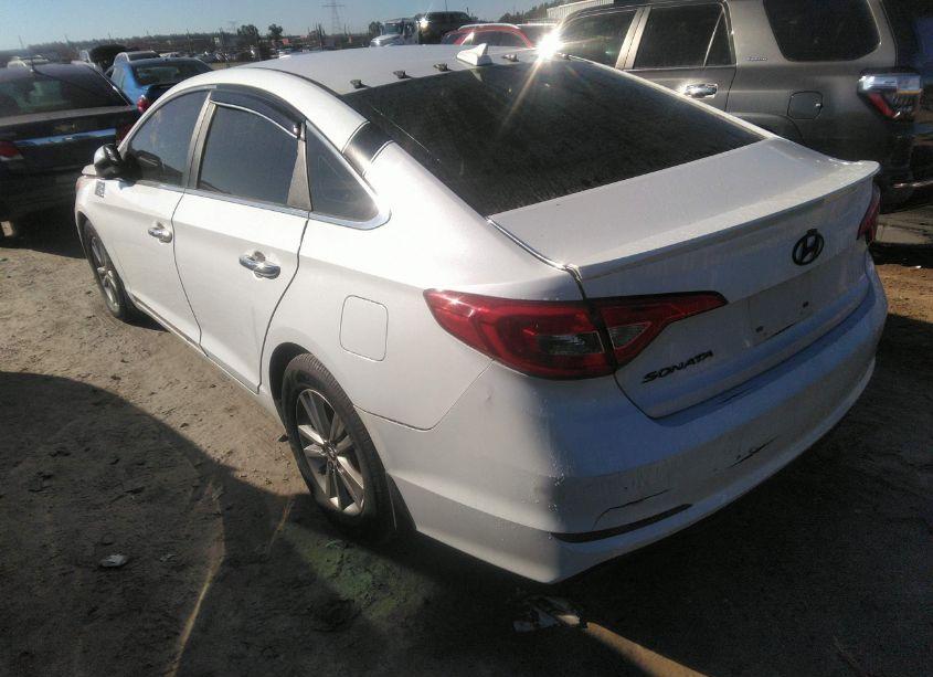 Photo 3 of 2016 Hyundai Sonata SE (VIN 5NPE24AF9GH353702)