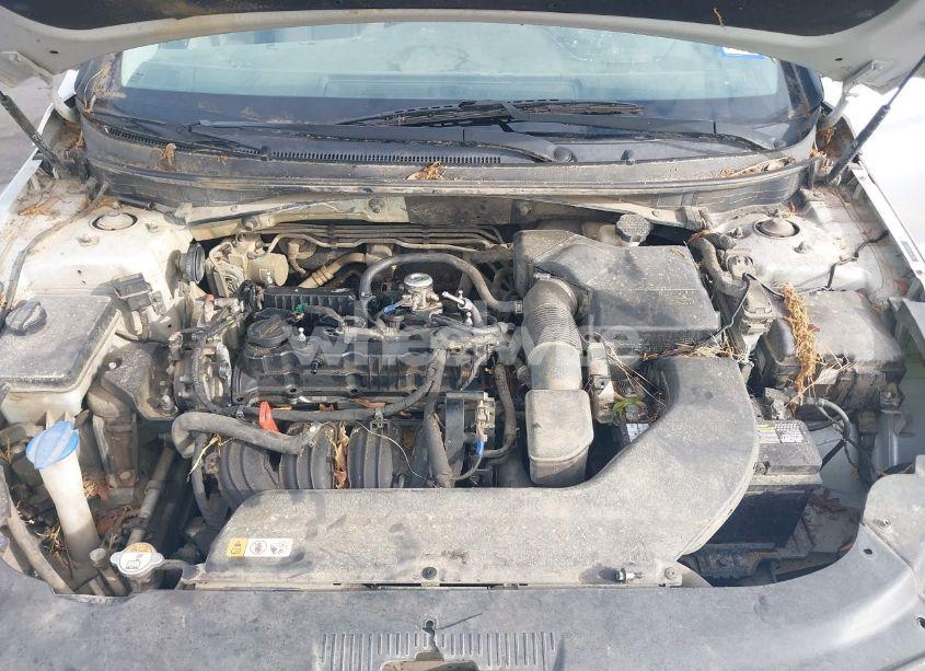 Photo 10 of 2016 Hyundai Sonata SE (VIN 5NPE24AF9GH355823)