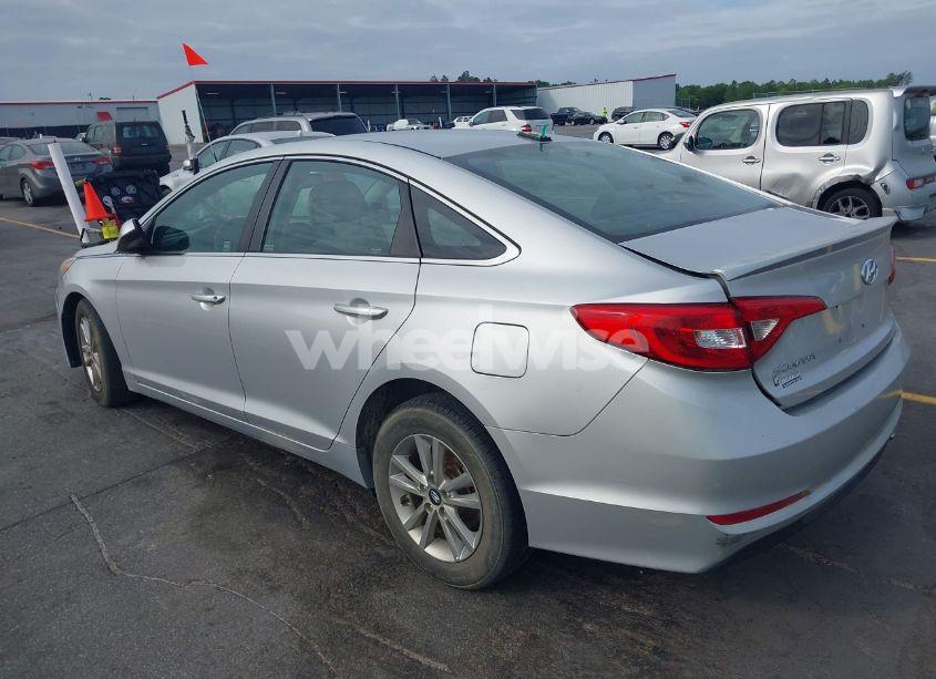 Photo 3 of 2016 Hyundai Sonata SE (VIN 5NPE24AF9GH355823)