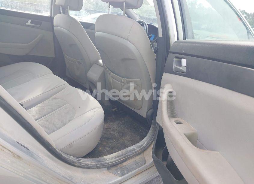 Photo 8 of 2016 Hyundai Sonata SE (VIN 5NPE24AF9GH355823)