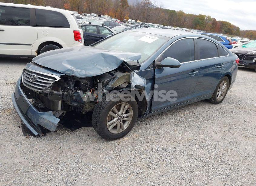 Photo 2 of 2016 Hyundai Sonata SE (VIN 5NPE24AF9GH359760)
