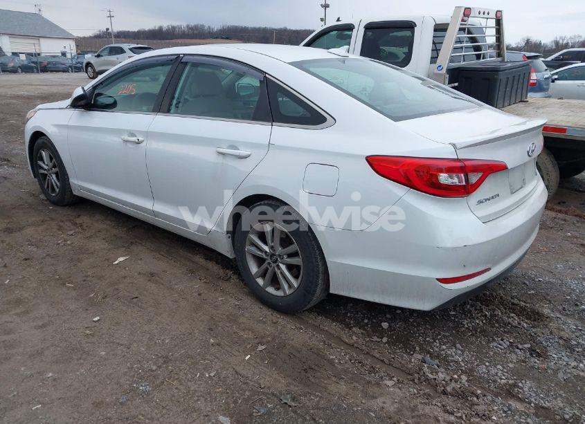 Photo 3 of 2016 Hyundai Sonata SE (VIN 5NPE24AF9GH373982)
