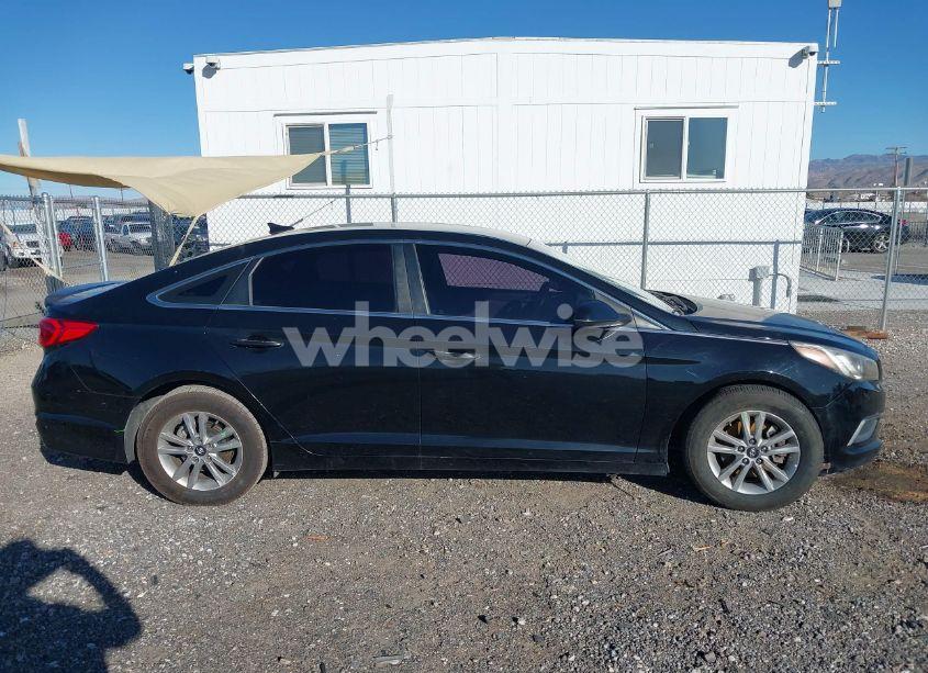 Photo 13 of 2016 Hyundai Sonata SE (VIN 5NPE24AF9GH374534)