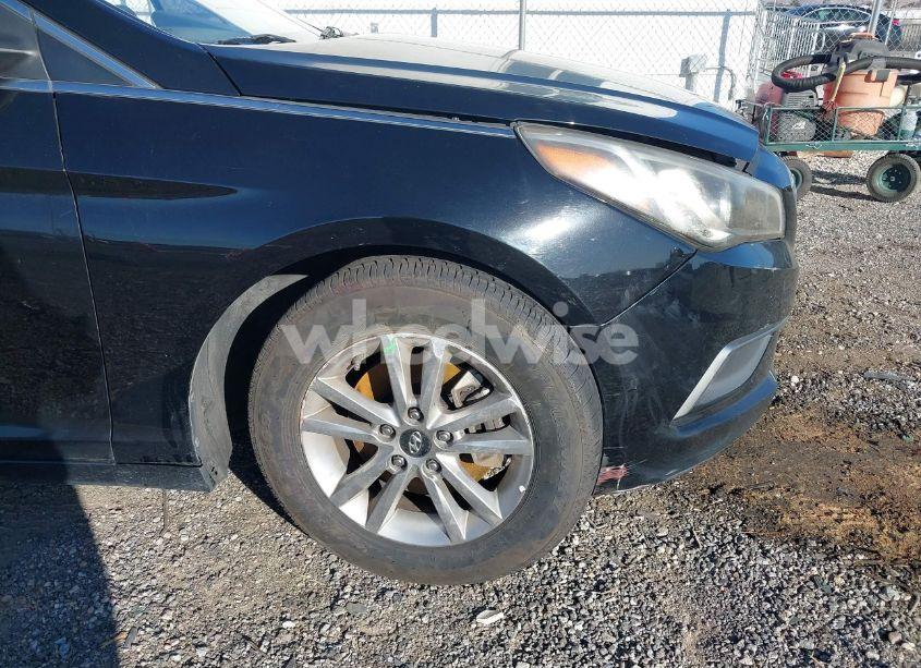 Photo 6 of 2016 Hyundai Sonata SE (VIN 5NPE24AF9GH374534)