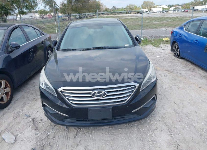Photo 6 of 2016 Hyundai Sonata SE (VIN 5NPE24AF9GH385193)