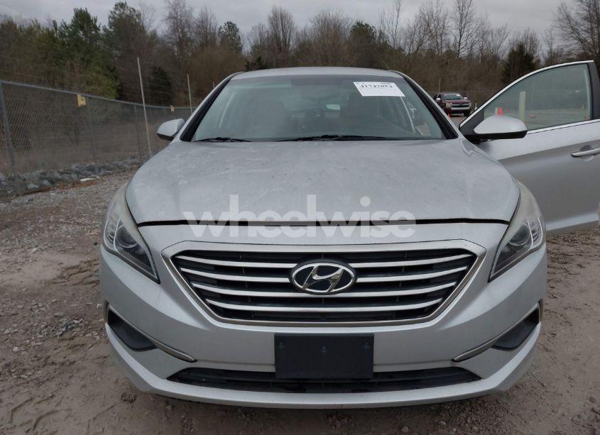 Photo 6 of 2016 Hyundai Sonata SE (VIN 5NPE24AF9GH386747)