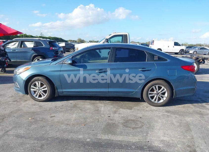 Photo 14 of 2016 Hyundai Sonata SE (VIN 5NPE24AF9GH400615)