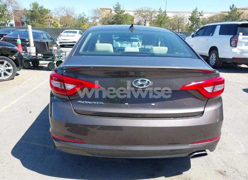 Photo 16 of 2016 Hyundai Sonata SE (VIN 5NPE24AF9GH408908)