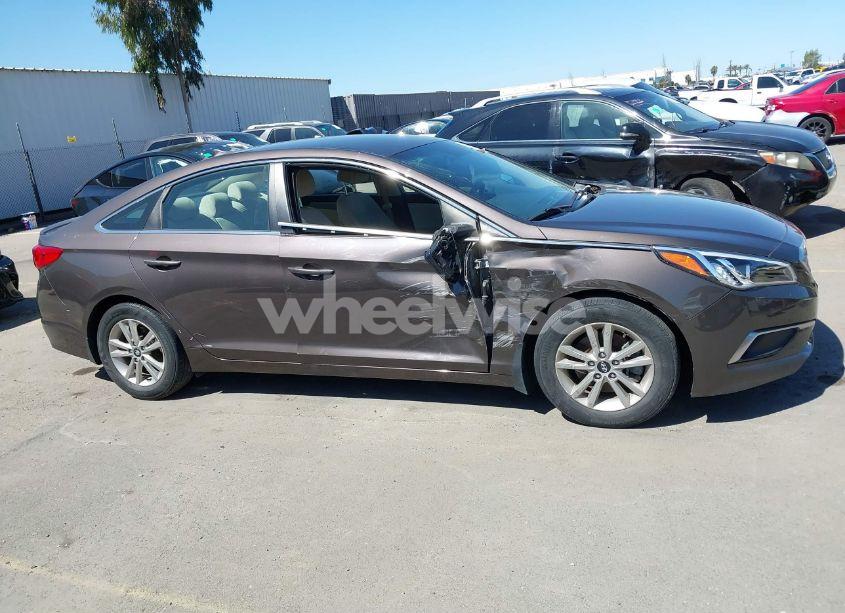 Photo 6 of 2016 Hyundai Sonata SE (VIN 5NPE24AF9GH408908)