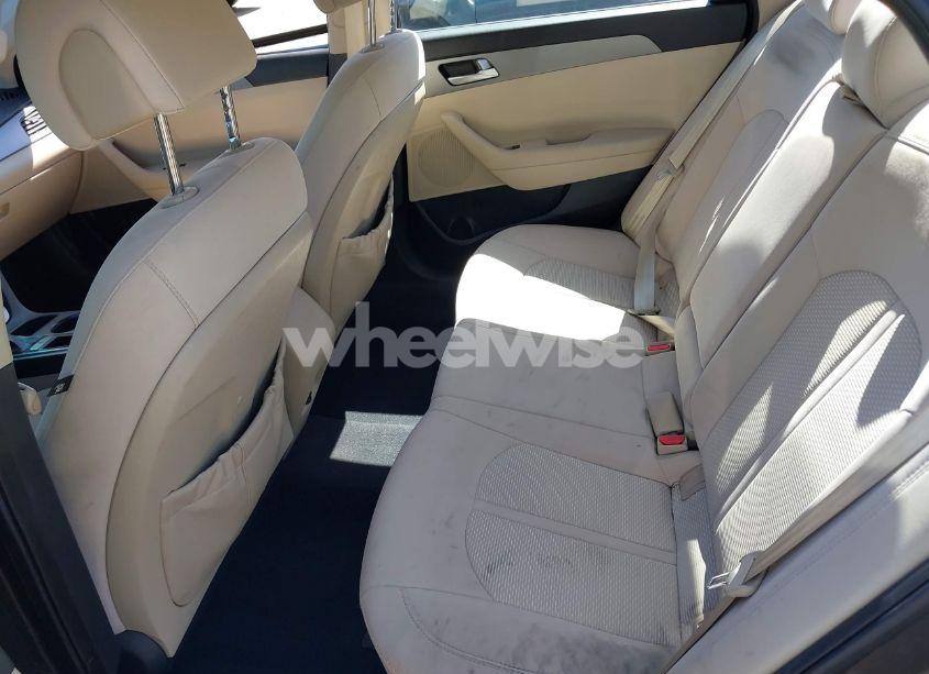 Photo 8 of 2016 Hyundai Sonata SE (VIN 5NPE24AF9GH408908)