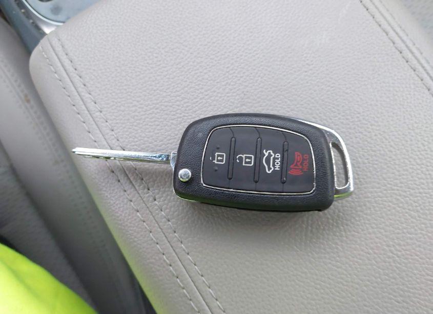 Photo 11 of 2016 Hyundai Sonata SE (VIN 5NPE24AF9GH429712)