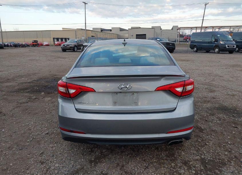Photo 16 of 2016 Hyundai Sonata SE (VIN 5NPE24AF9GH429712)