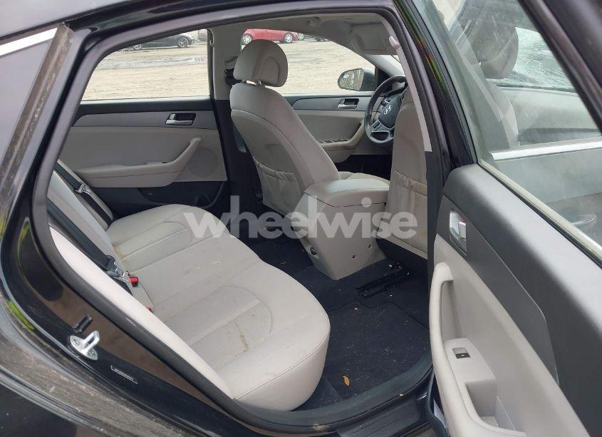 Photo 8 of 2017 Hyundai Sonata SE (VIN 5NPE24AF9HH451114)