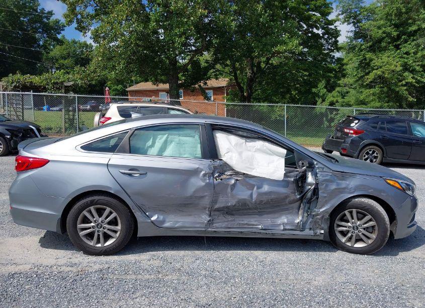 Photo 14 of 2017 Hyundai Sonata SE (VIN 5NPE24AF9HH451663)