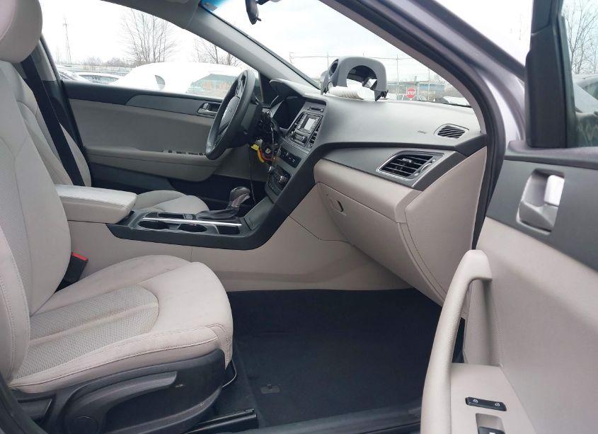 Photo 5 of 2017 Hyundai Sonata (VIN 5NPE24AF9HH464428)