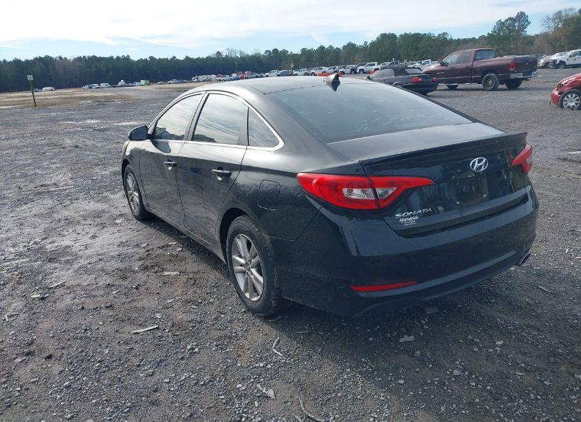 Photo 3 of 2017 Hyundai Sonata SE (VIN 5NPE24AF9HH469547)
