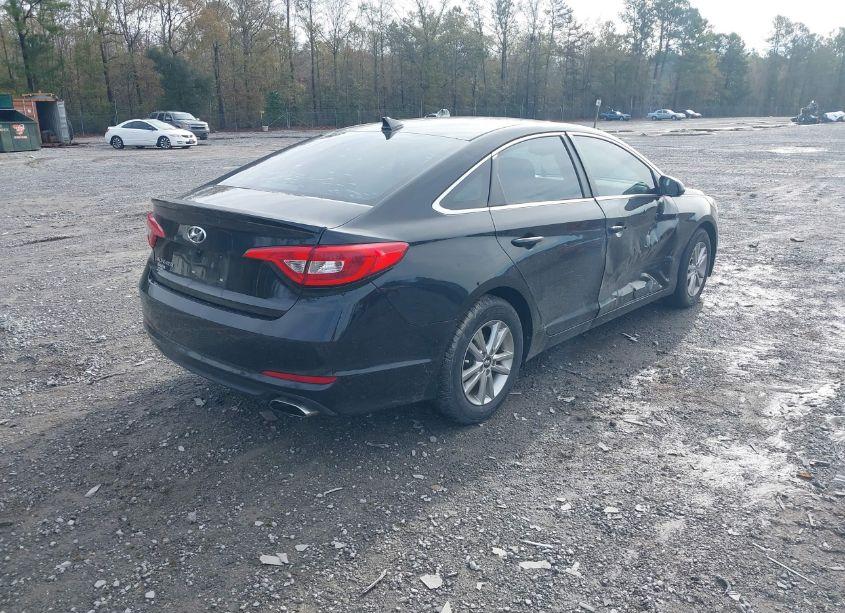 Photo 4 of 2017 Hyundai Sonata SE (VIN 5NPE24AF9HH469547)