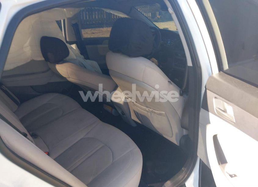 Photo 8 of 2017 Hyundai Sonata (VIN 5NPE24AF9HH493010)