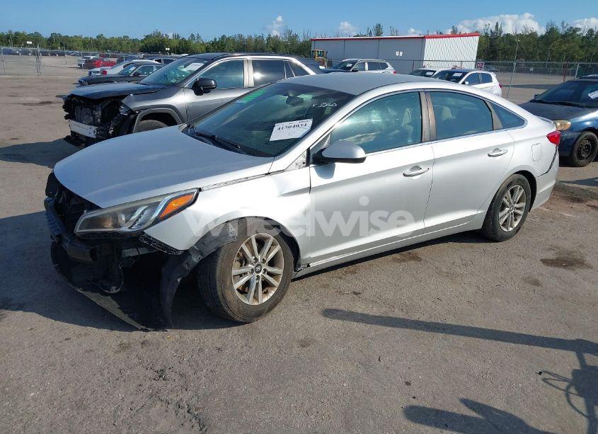 Photo 2 of 2017 Hyundai Sonata (VIN 5NPE24AF9HH493850)
