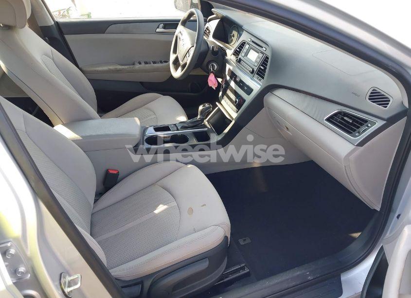 Photo 5 of 2017 Hyundai Sonata (VIN 5NPE24AF9HH493850)