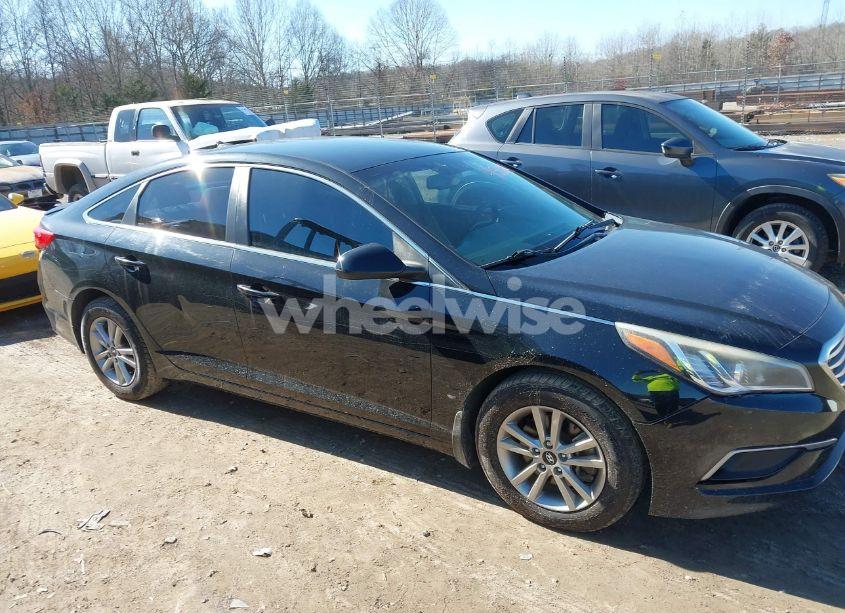 Photo 13 of 2017 Hyundai Sonata SE (VIN 5NPE24AF9HH499602)