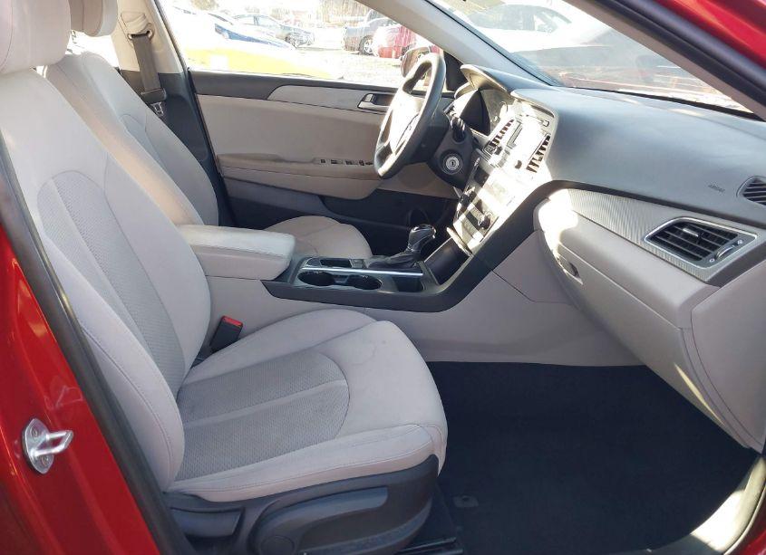 Photo 5 of 2017 Hyundai Sonata (VIN 5NPE24AF9HH506631)