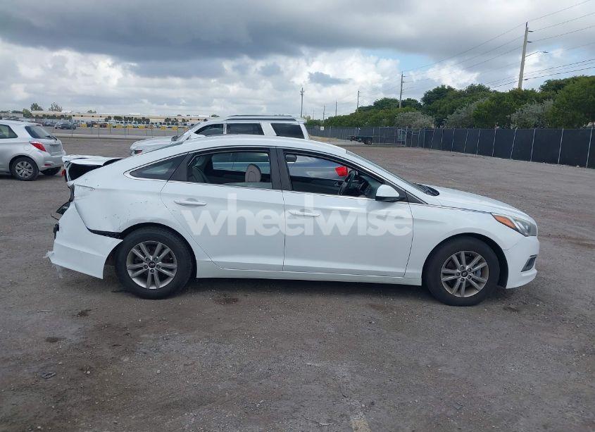 Photo 13 of 2017 Hyundai Sonata (VIN 5NPE24AF9HH521338)