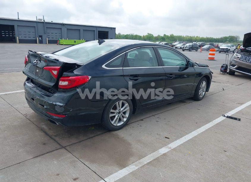 Photo 4 of 2017 Hyundai Sonata (VIN 5NPE24AF9HH548023)