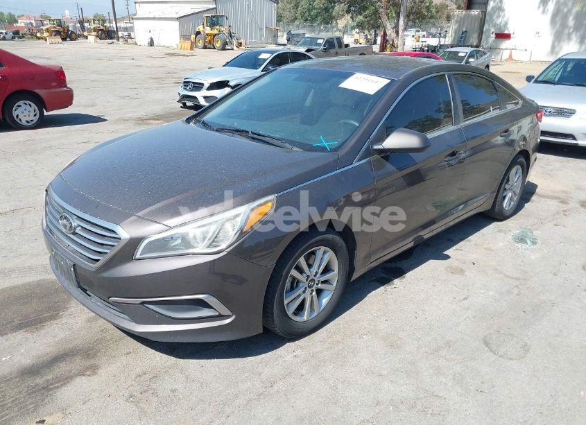 Photo 2 of 2017 Hyundai Sonata (VIN 5NPE24AF9HH584567)