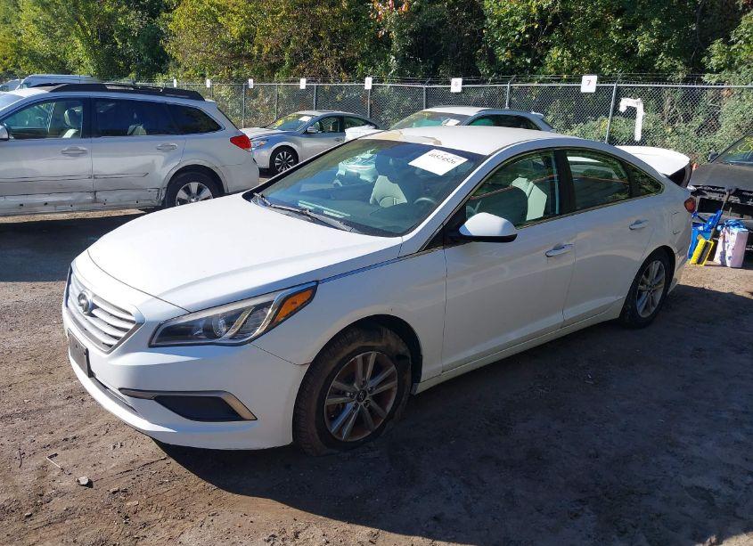 Photo 2 of 2017 Hyundai Sonata (VIN 5NPE24AF9HH593494)