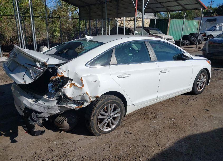 Photo 4 of 2017 Hyundai Sonata (VIN 5NPE24AF9HH593494)