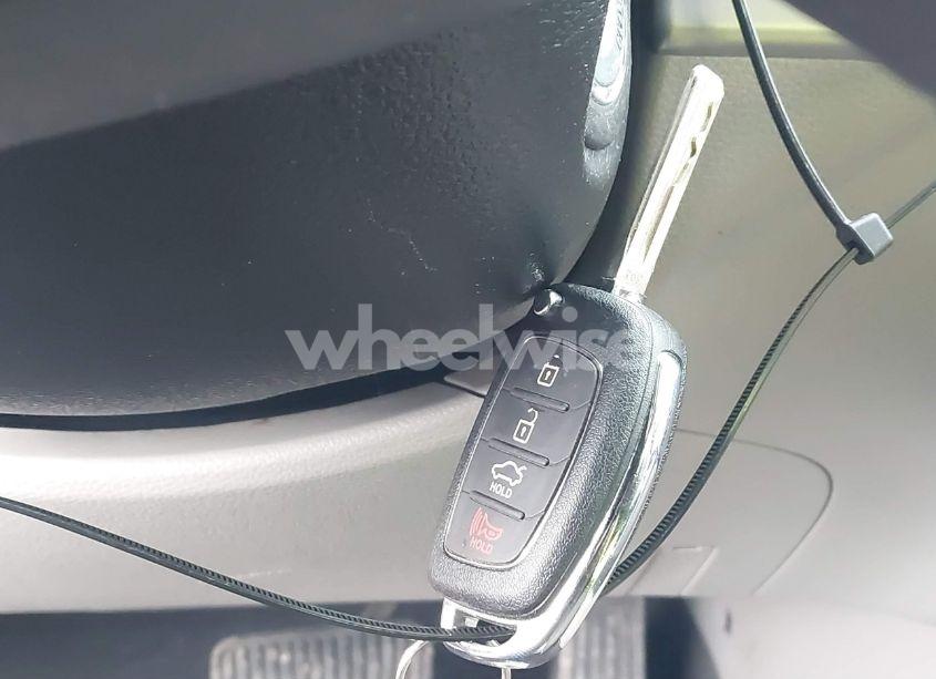 Photo 11 of 2017 Hyundai Sonata (VIN 5NPE24AF9HH595049)