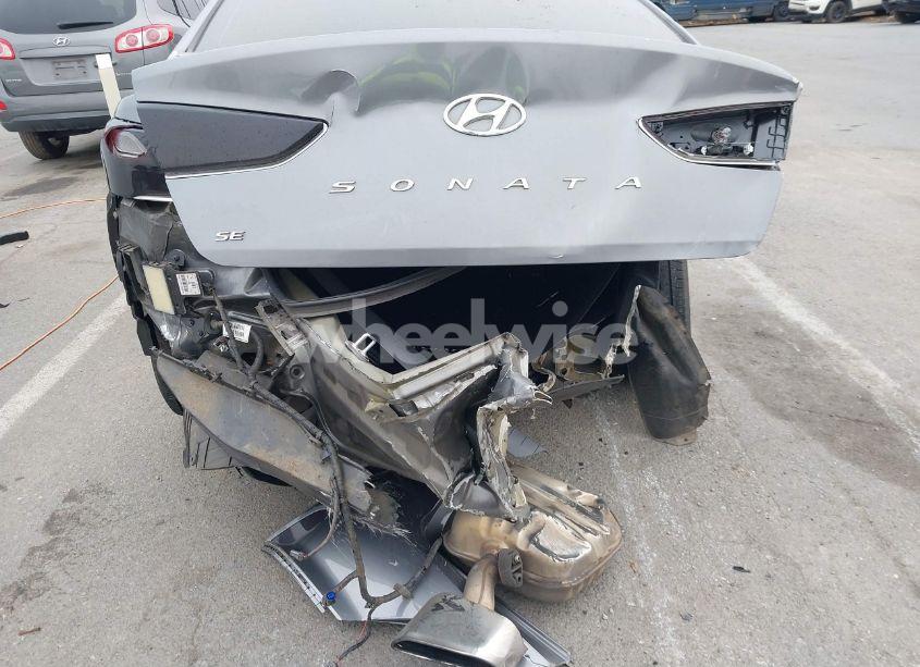 Photo 6 of 2018 Hyundai Sonata SE (VIN 5NPE24AF9JH613300)