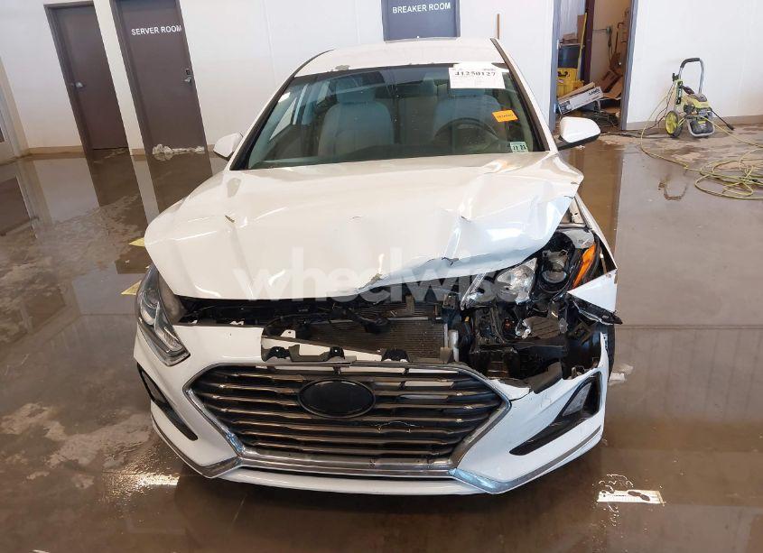 Photo 12 of 2018 Hyundai Sonata SE (VIN 5NPE24AF9JH614589)
