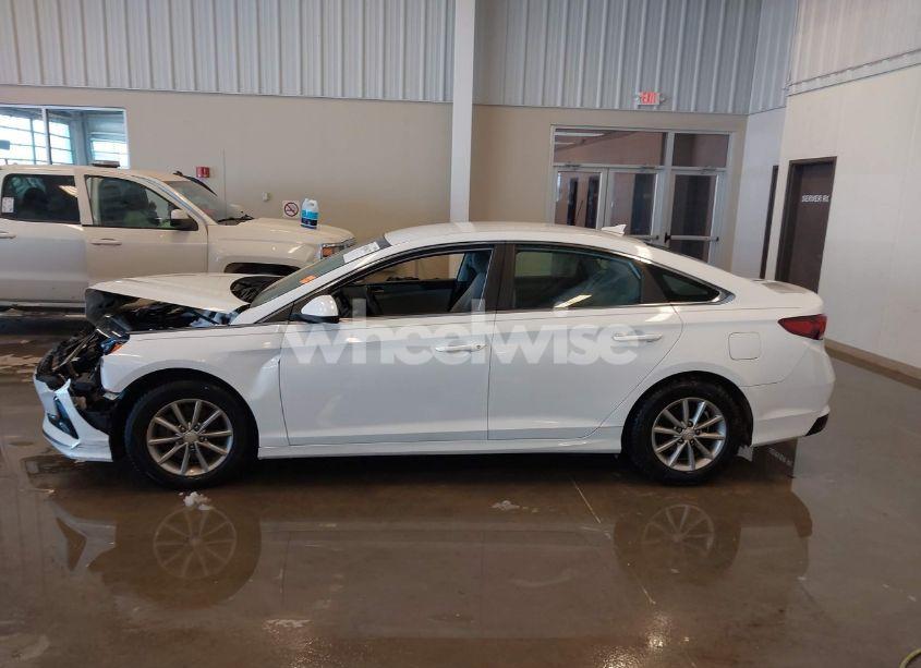 Photo 14 of 2018 Hyundai Sonata SE (VIN 5NPE24AF9JH614589)