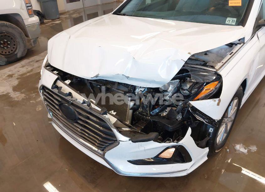 Photo 6 of 2018 Hyundai Sonata SE (VIN 5NPE24AF9JH614589)