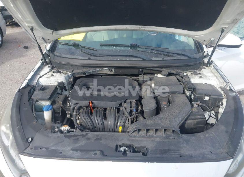 Photo 10 of 2018 Hyundai Sonata SE (VIN 5NPE24AF9JH624765)