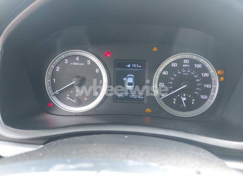 Photo 7 of 2018 Hyundai Sonata SE (VIN 5NPE24AF9JH624765)