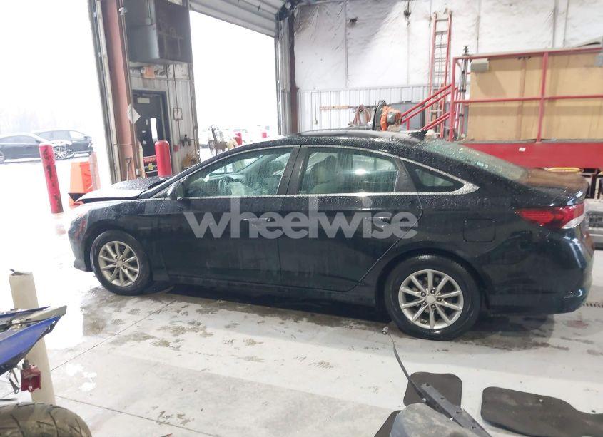 Photo 14 of 2018 Hyundai Sonata SE (VIN 5NPE24AF9JH673660)
