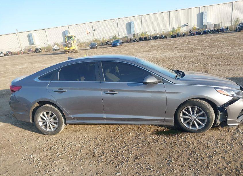 Photo 13 of 2018 Hyundai Sonata SE (VIN 5NPE24AF9JH673822)