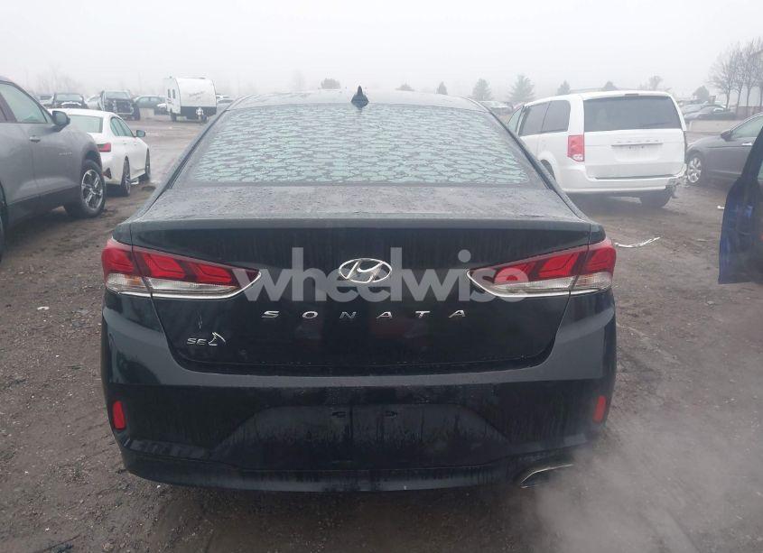 Photo 16 of 2018 Hyundai Sonata SE (VIN 5NPE24AF9JH692693)