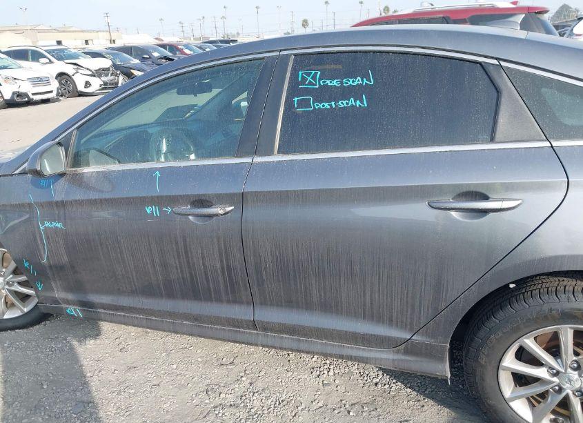 Photo 14 of 2018 Hyundai Sonata SE (VIN 5NPE24AF9JH699790)