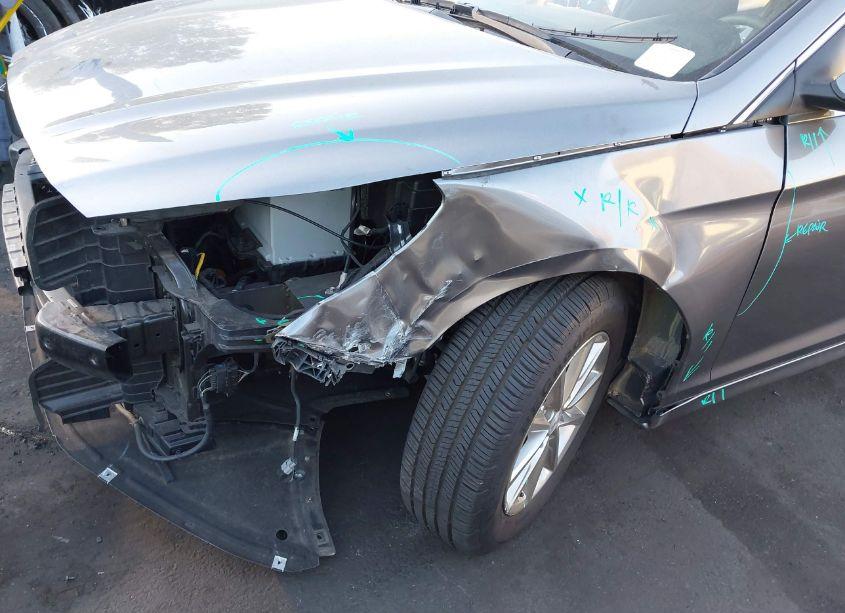 Photo 6 of 2018 Hyundai Sonata SE (VIN 5NPE24AF9JH699790)