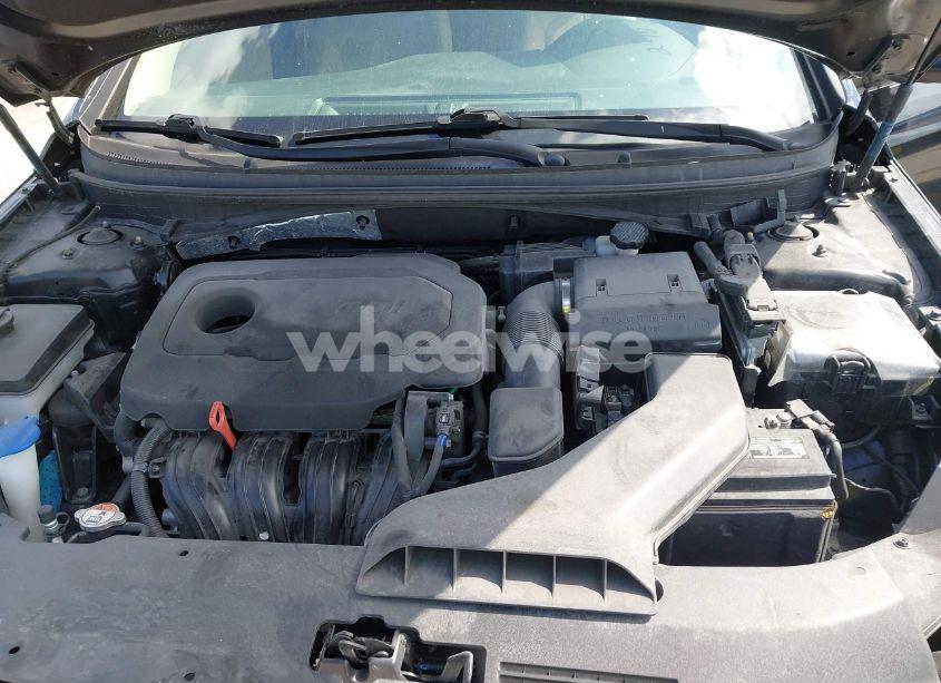 Photo 10 of 2019 Hyundai Sonata SE (VIN 5NPE24AF9KH738296)