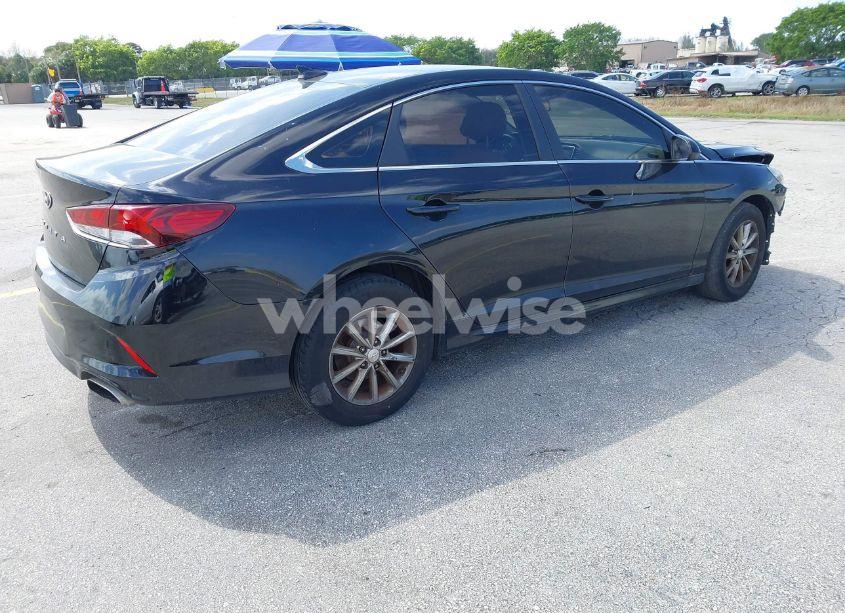 Photo 4 of 2019 Hyundai Sonata SE (VIN 5NPE24AF9KH738296)
