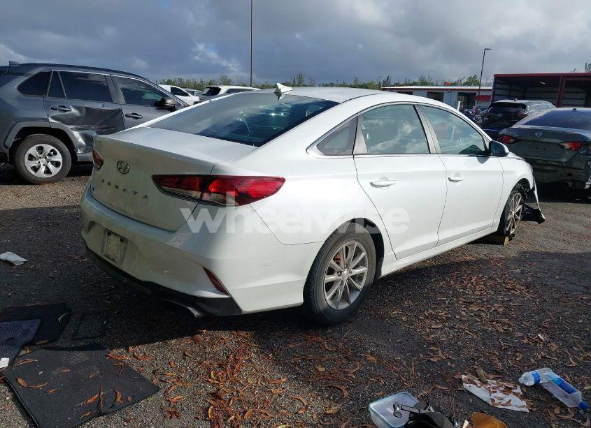Photo 4 of 2019 Hyundai Sonata SE (VIN 5NPE24AF9KH751114)